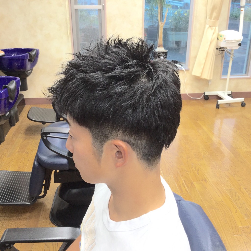 ツーブロックショートヘアースタイル(ソフトモヒカンパーマ) アラカワhomme｜松本市メンズヘアーサロン アラカワオム